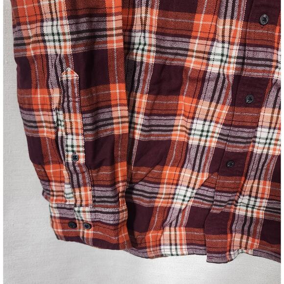 Men's Button Down Regular Fit Long Sleeve Plaid Flannel Shirts size medium - Picture 6 of 8